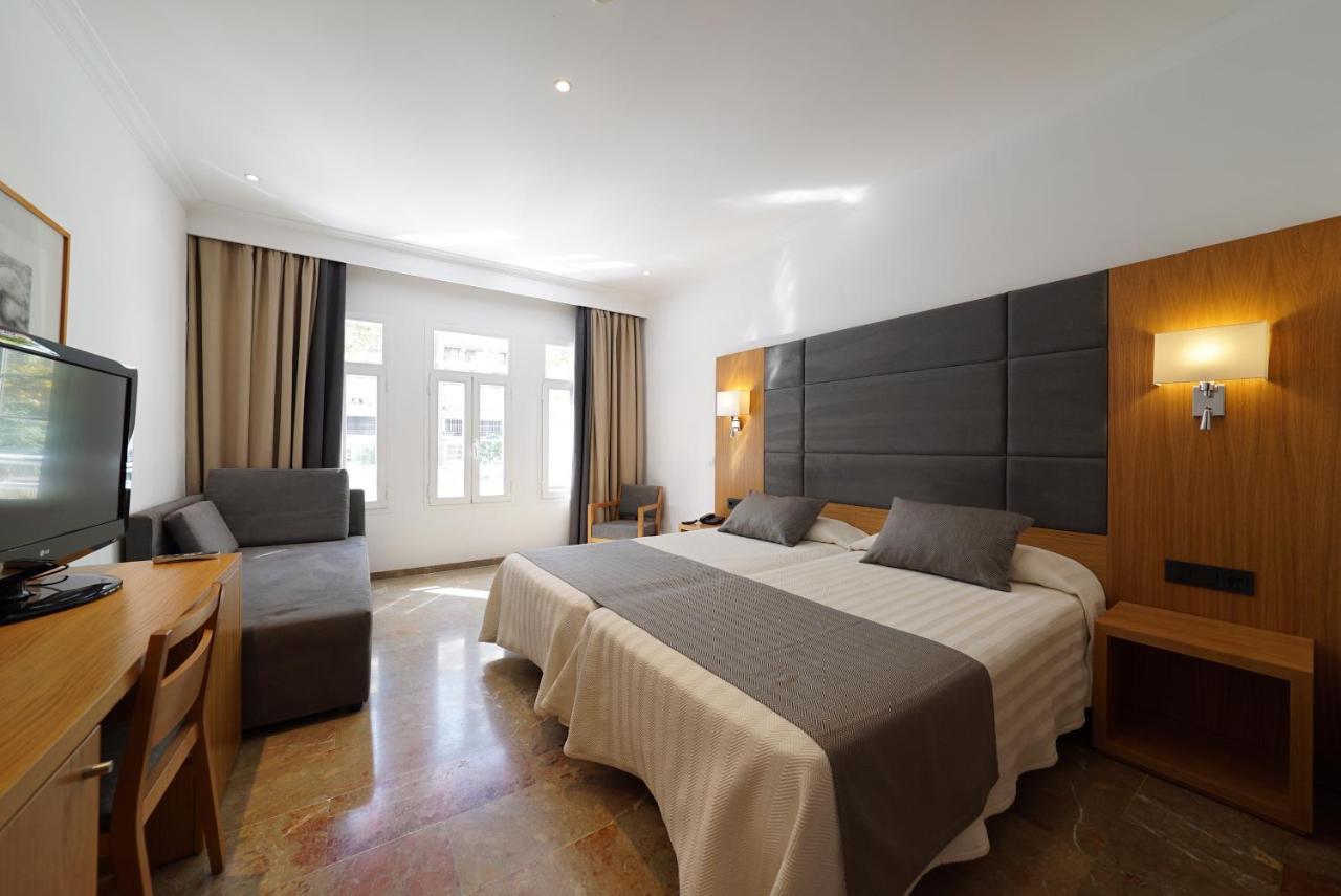 Chambre Double ou Lits Jumeaux